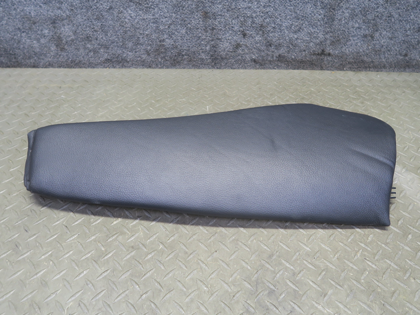 10-13 BMW E92 335xi Coupe Rear Right & Left Seat Leather Bolster Set Black OEM
