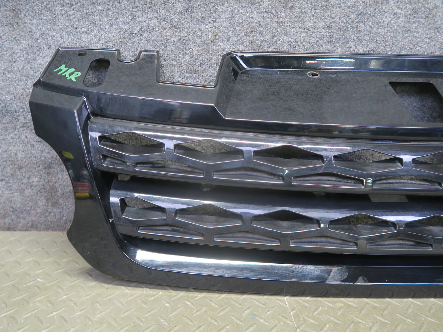 2014-2017 Range Rover Sport L494 Front Radiator Upper Grille Mesh