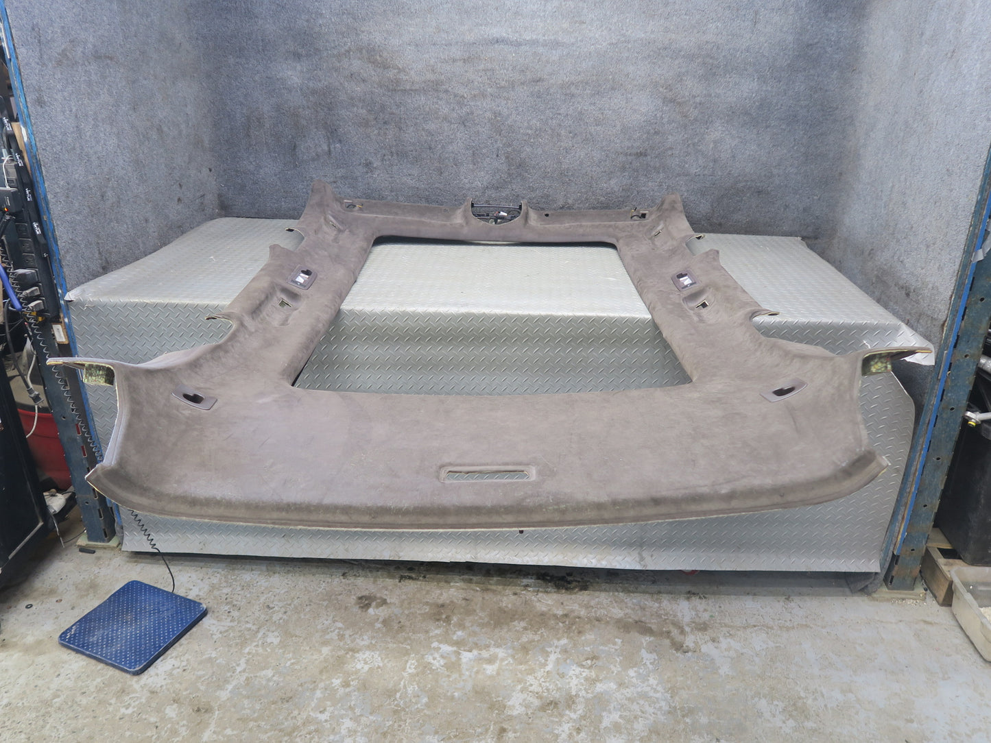 11-18 Porsche Cayenne 958 Overhead Panoramic Roof Headliner Panel W/ Handles Set