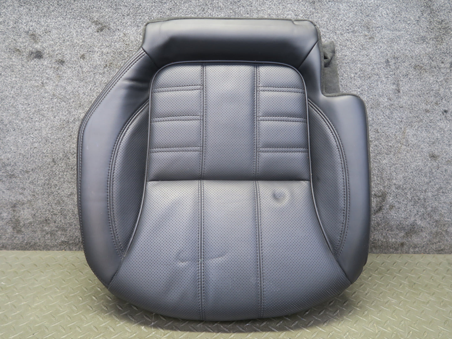 2014-2017 Range Rover Sport L494 Rear Right Seat Lower Leather Cushion