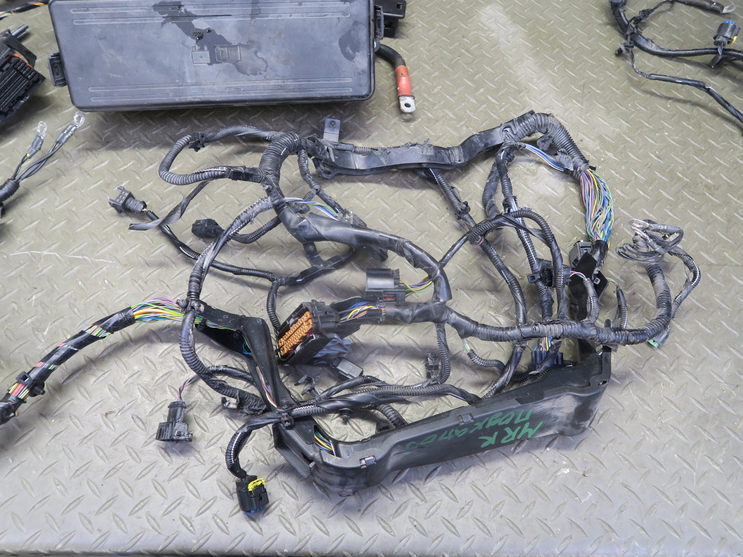 2016 Range Rover Sport L494 3.0L Engine Bay Wire Wiring Harness w Fuse Box