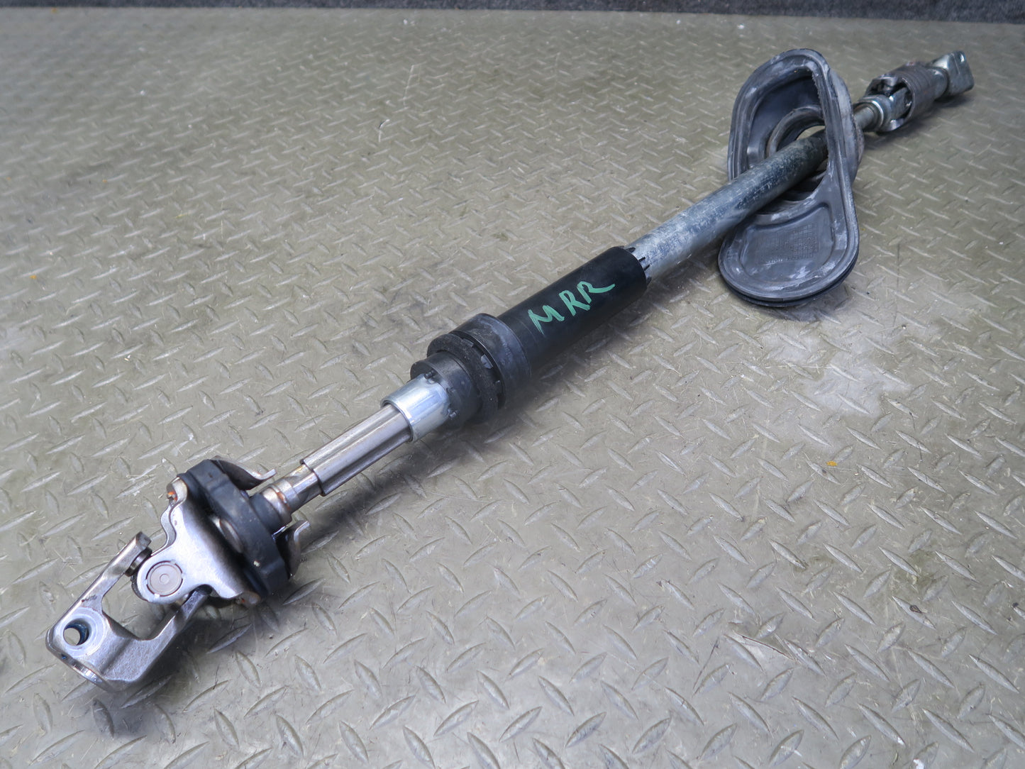 2014-2017 Range Rover Sport L494 Steering Column U Joint Linkage Shaft