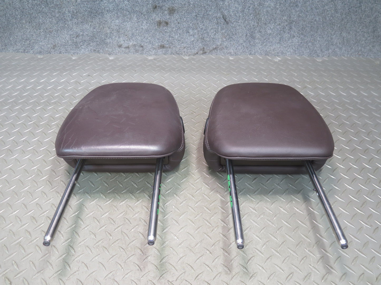 2011-2018 Porsche Cayenne 958 Front Left & Right Side Seat Headrest Set