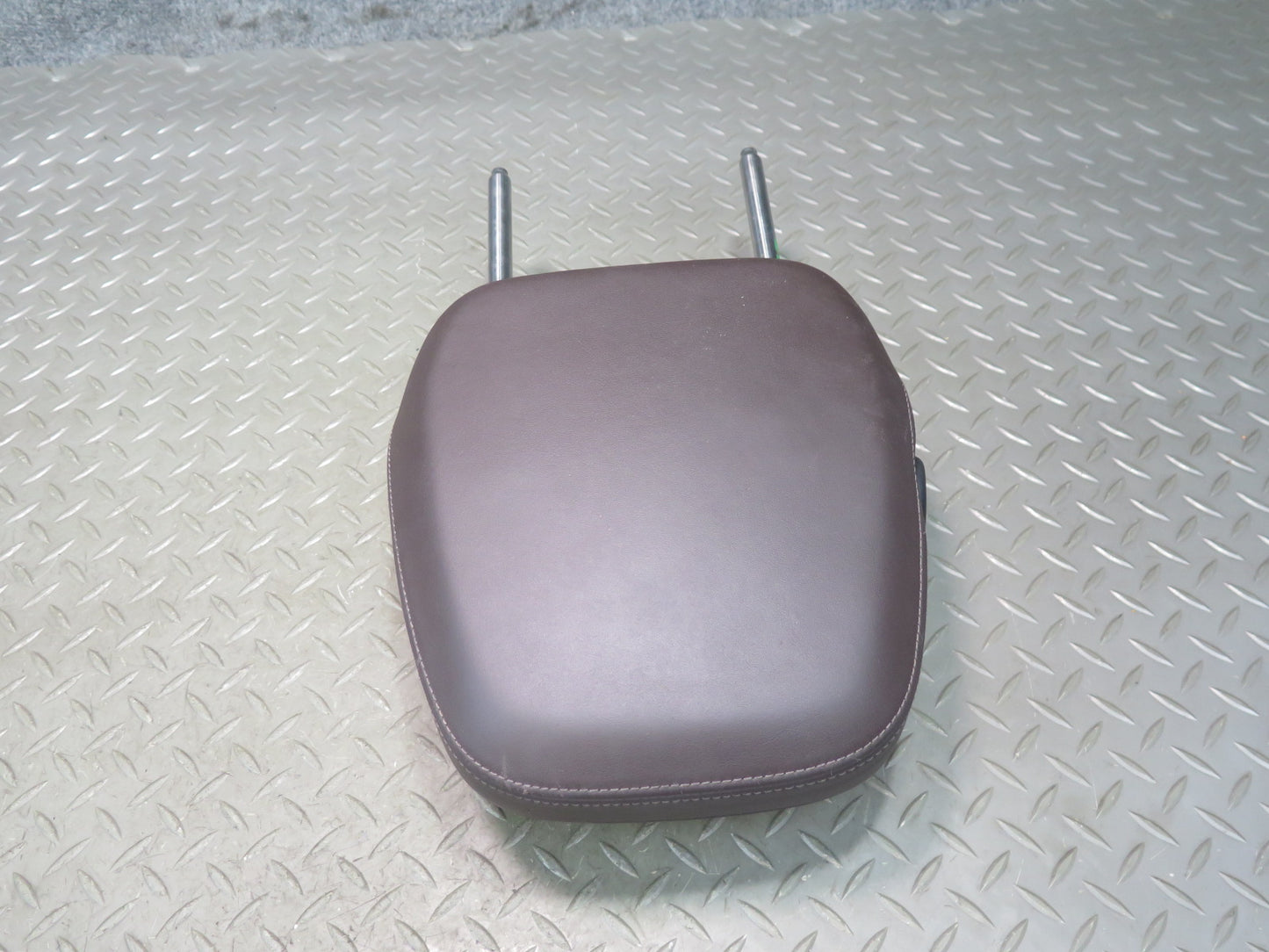 2011-2018 Porsche Cayenne 958 Front Left & Right Side Seat Headrest Set