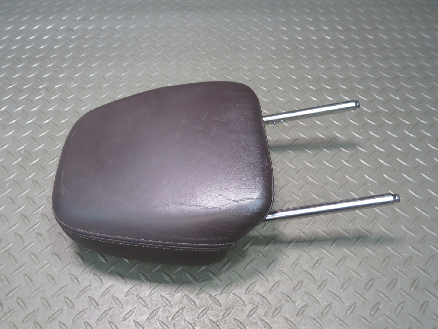 2011-2018 Porsche Cayenne 958 Front Left & Right Side Seat Headrest Set