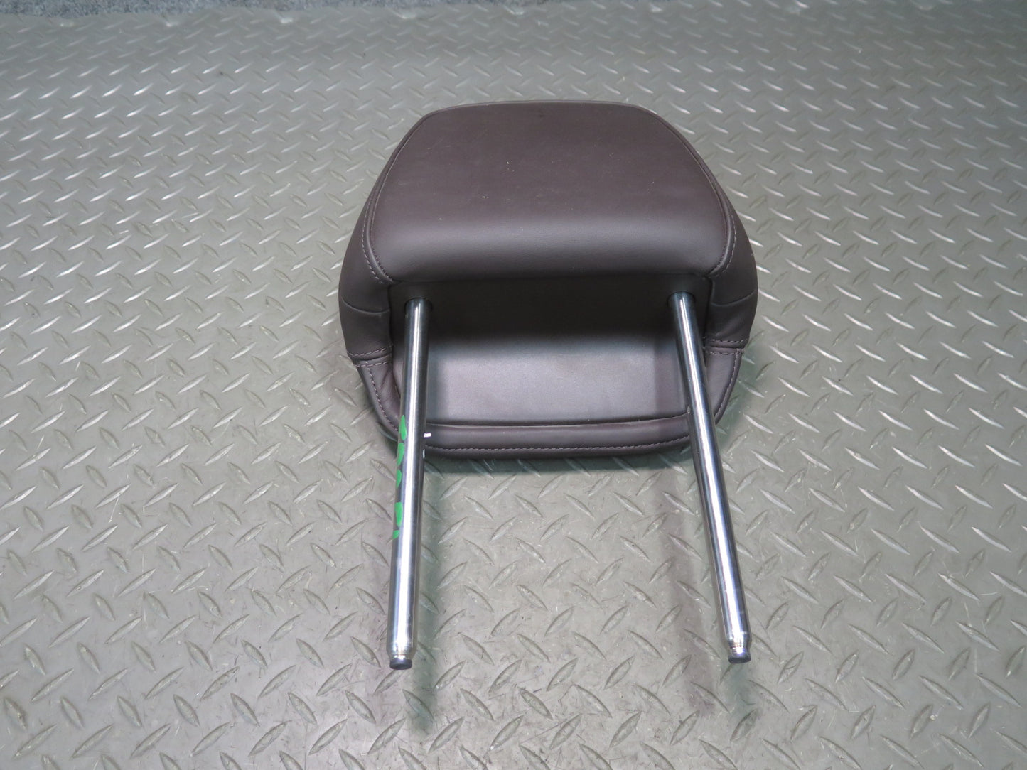 2011-2018 Porsche Cayenne 958 Front Left & Right Side Seat Headrest Set