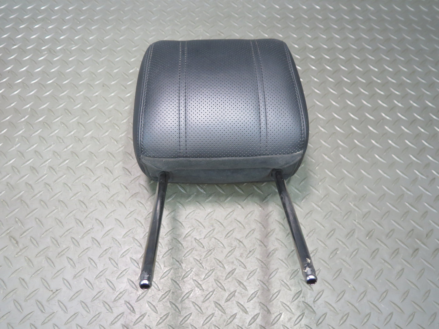 14-17 Range Rover Sport L494 Front Left & Right Seat Leather Headrest Set of 2