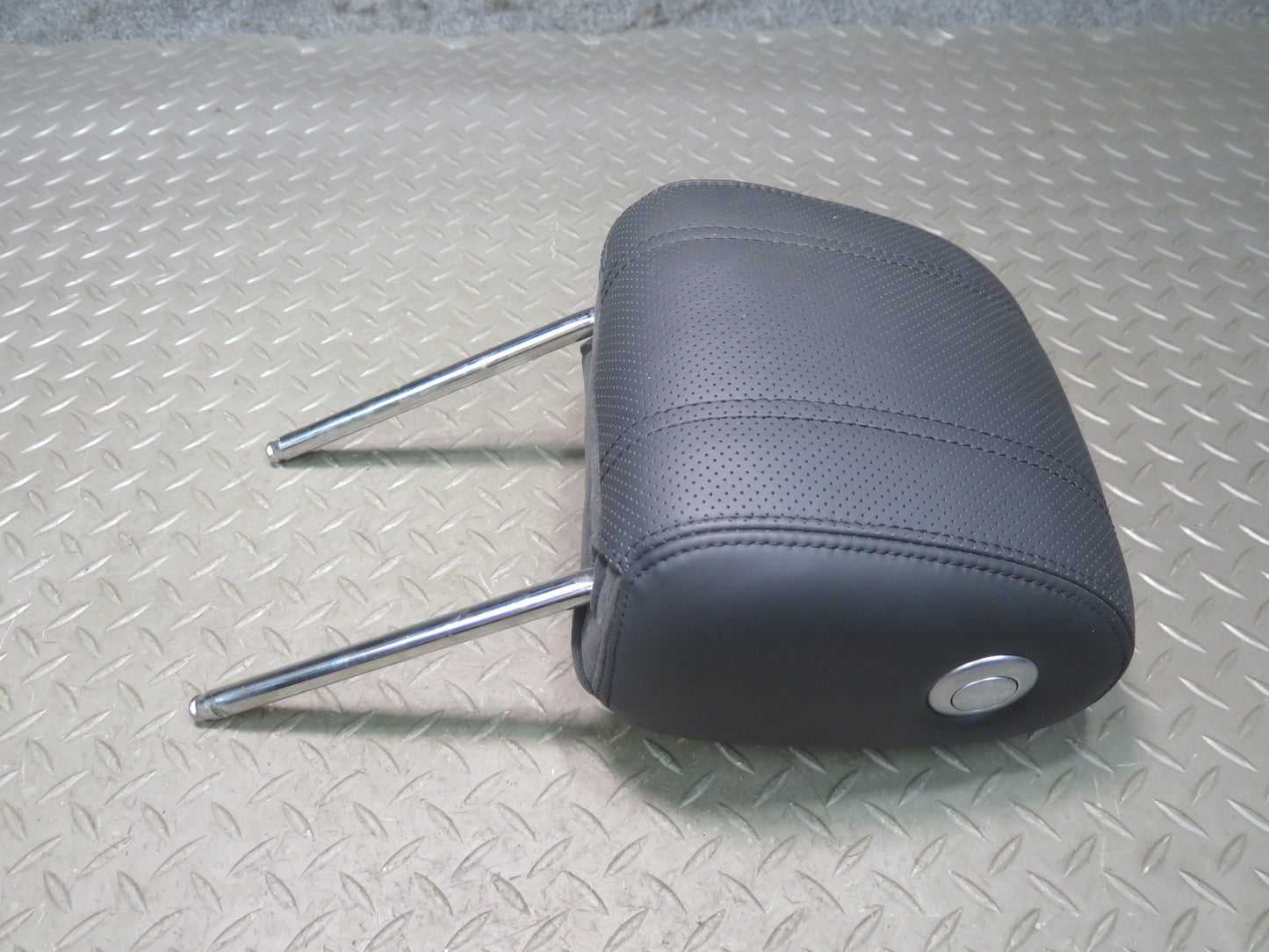 14-17 Range Rover Sport L494 Front Left & Right Seat Leather Headrest Set of 2