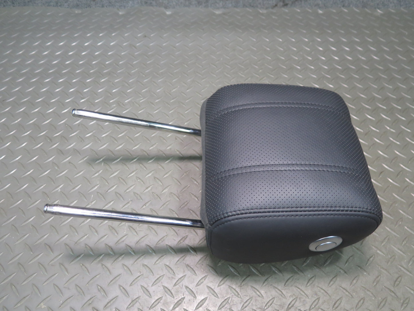 14-17 Range Rover Sport L494 Front Left & Right Seat Leather Headrest Set of 2