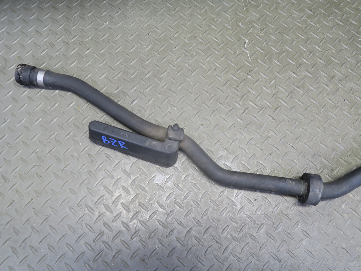 03-05 BMW E85 Z4 M54 3.0L Set of 4 Engine Coolant Water Hose Line OEM