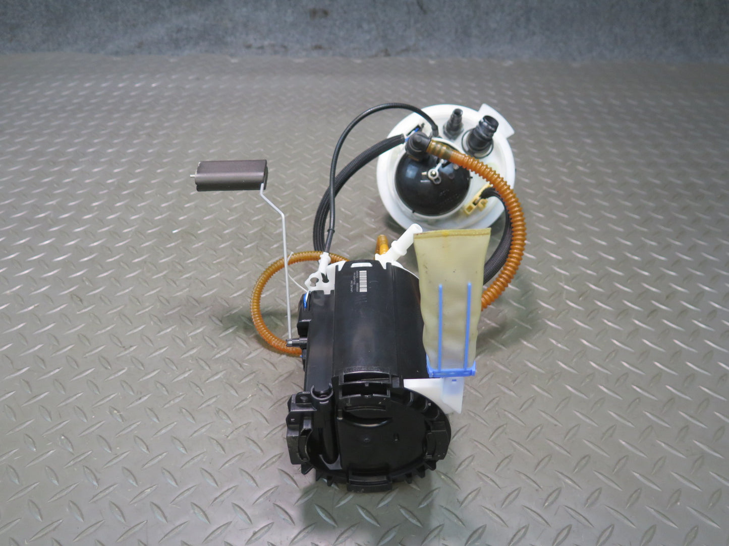 14-17 Range Rover Sport L494 3.0L Fuel Pump Level Sensor Assembly DPLA-9H307-AA