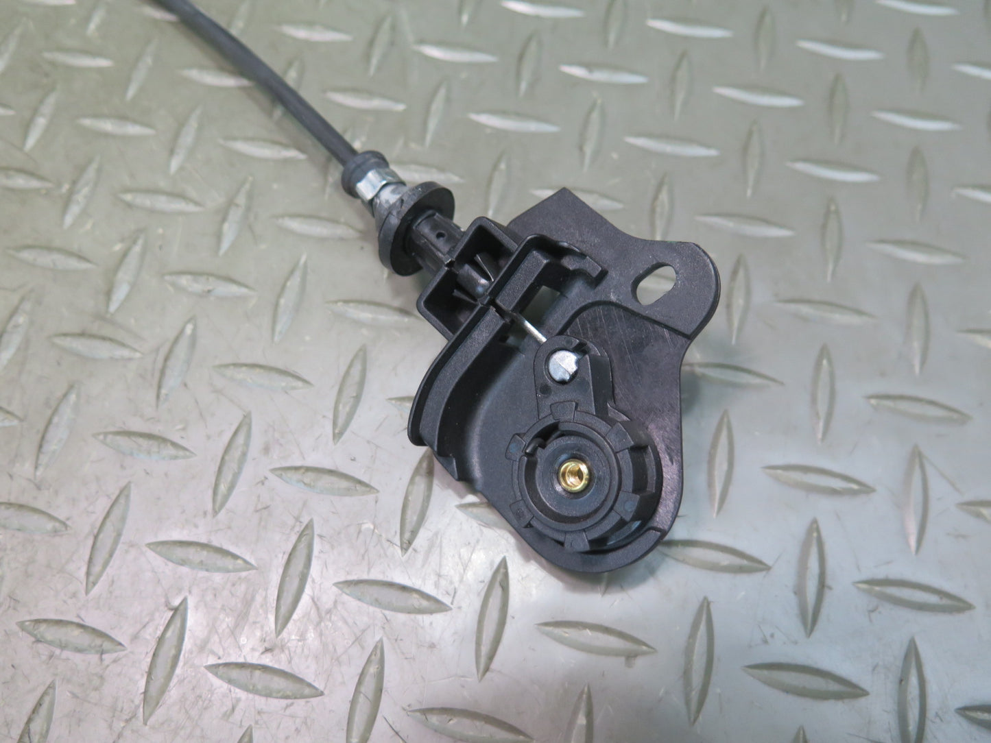 2014-2022 Range Rover Sport L494 Front Hood Lock Latch Cable Assembly