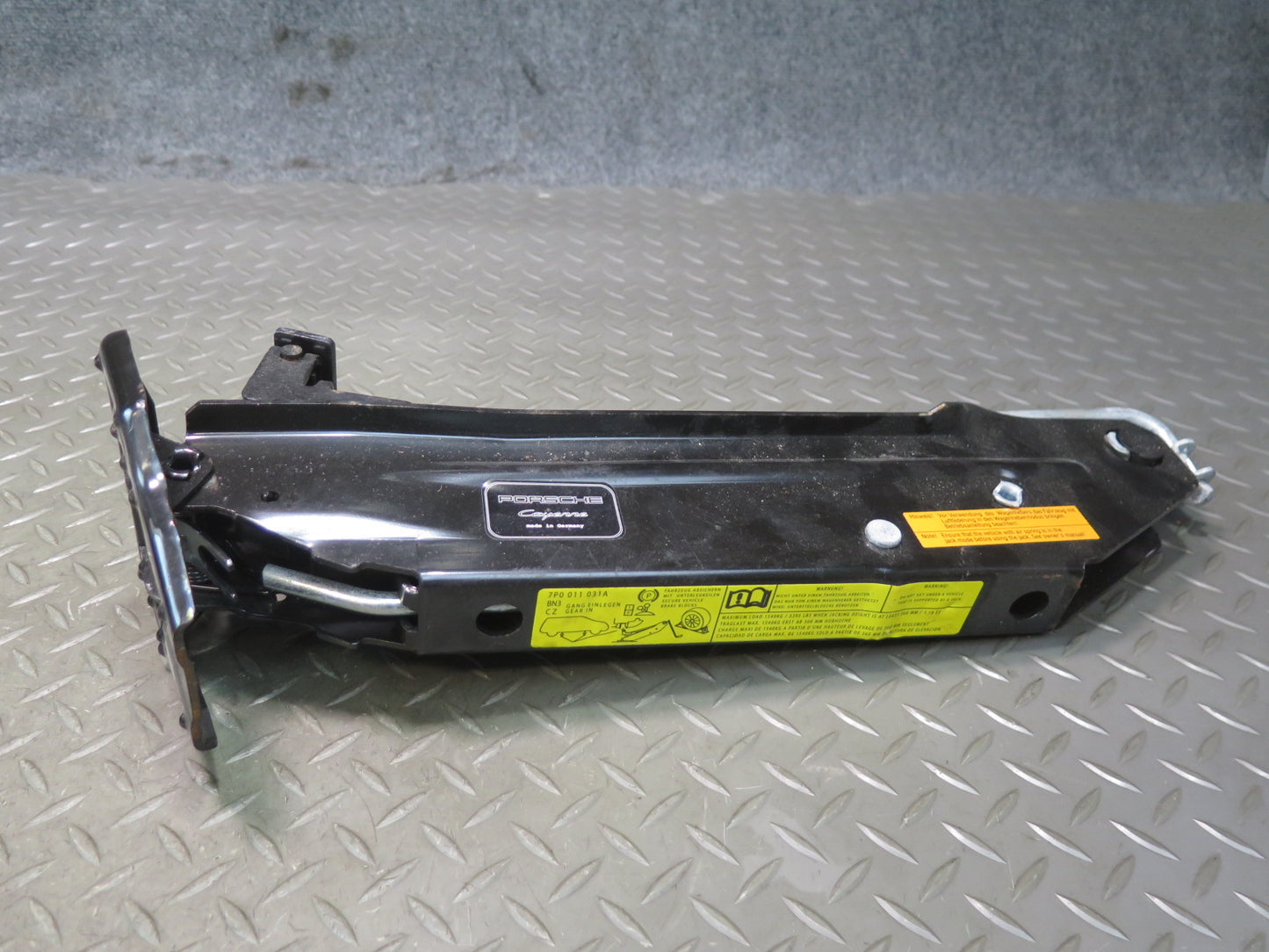 2011-2018 Porsche Cayenne 958 Rear Spare Tire Lift Jack Tool KIT W/ Foam Set