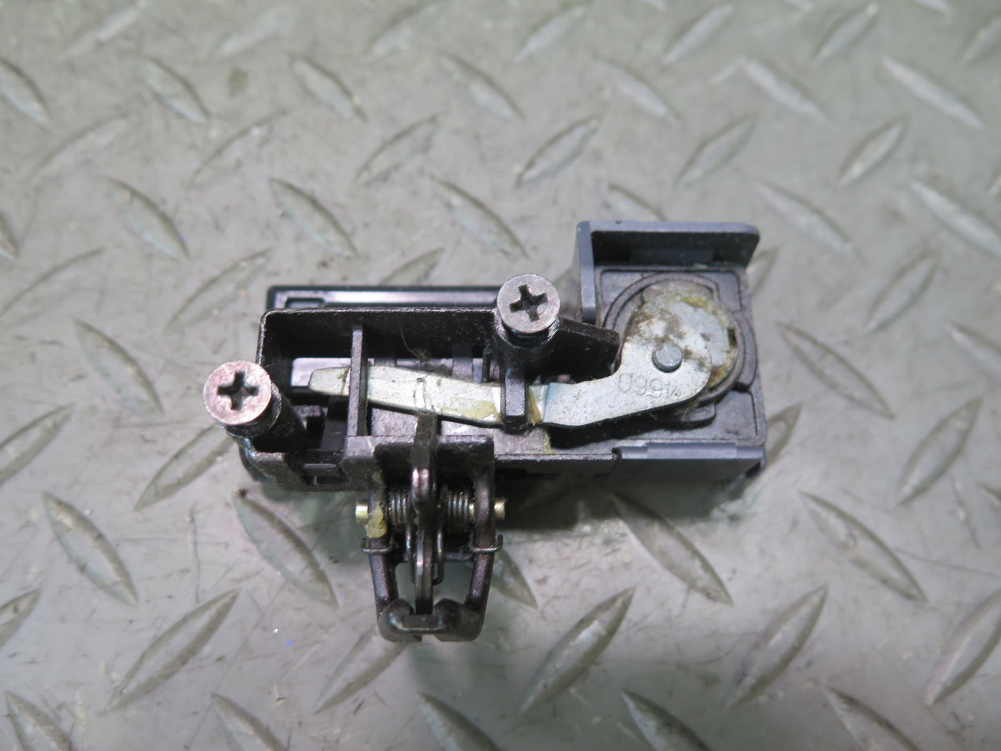1992 Toyota Land Cruiser FJ80 Steering Column Assembly w Ignition Lock KEY Set