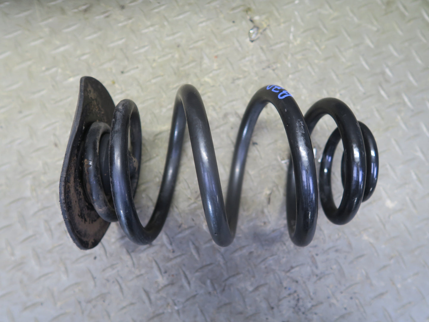 03-08 BMW E85 Z4 Set of 2 Rear Left & Right Suspension Coil Spring 110K OEM