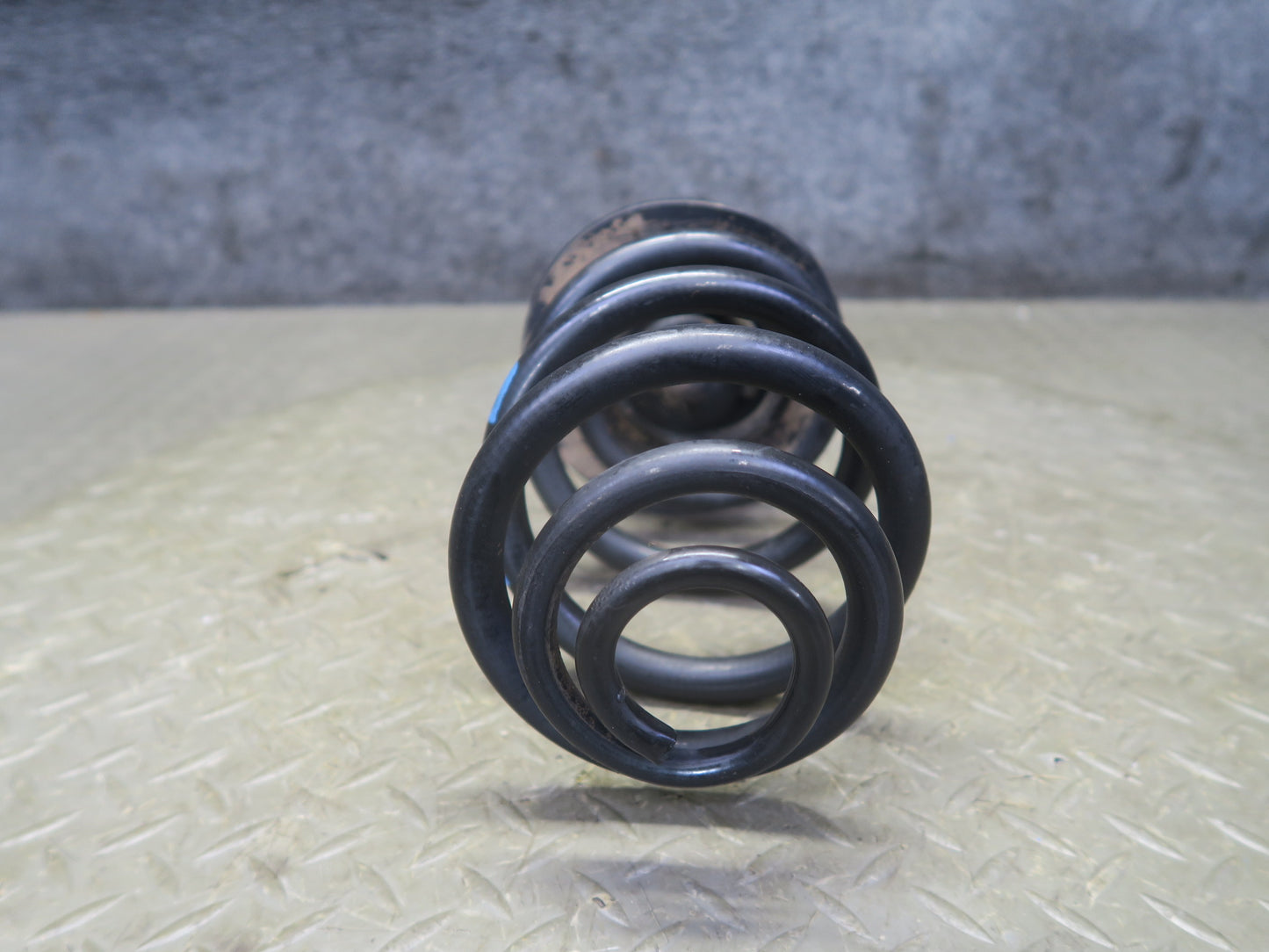 03-08 BMW E85 Z4 Set of 2 Rear Left & Right Suspension Coil Spring 110K OEM