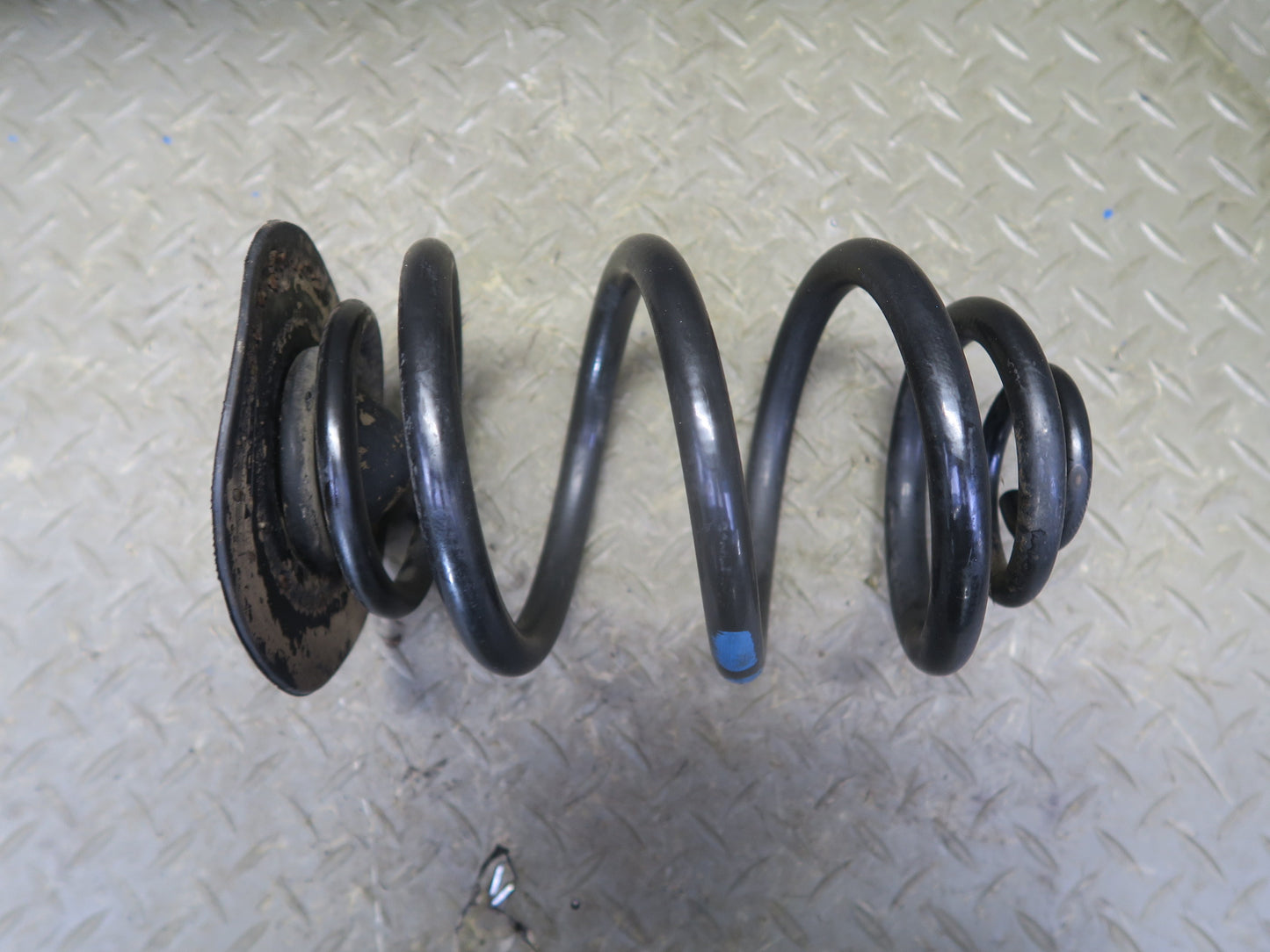03-08 BMW E85 Z4 Set of 2 Rear Left & Right Suspension Coil Spring 110K OEM