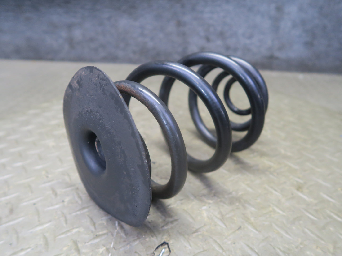 03-08 BMW E85 Z4 Set of 2 Rear Left & Right Suspension Coil Spring 110K OEM