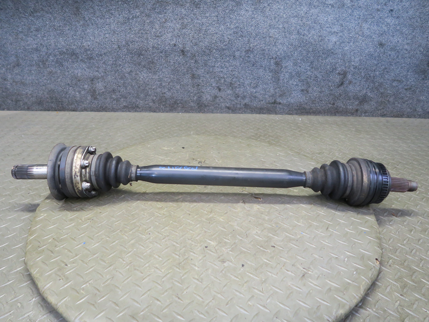 03-05 BMW E85 Z4 M54 3.0L M/T Rear Right Suspension Axle Shaft 110K Miles OEM