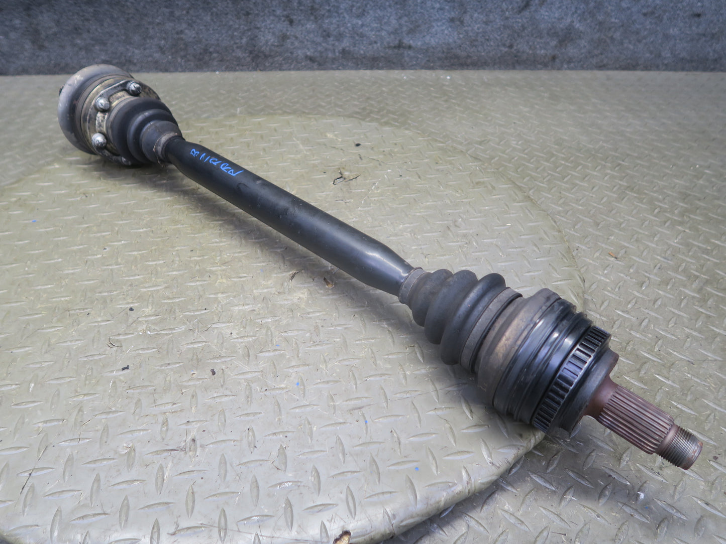 03-05 BMW E85 Z4 M54 3.0L M/T Rear Right Suspension Axle Shaft 110K Miles OEM