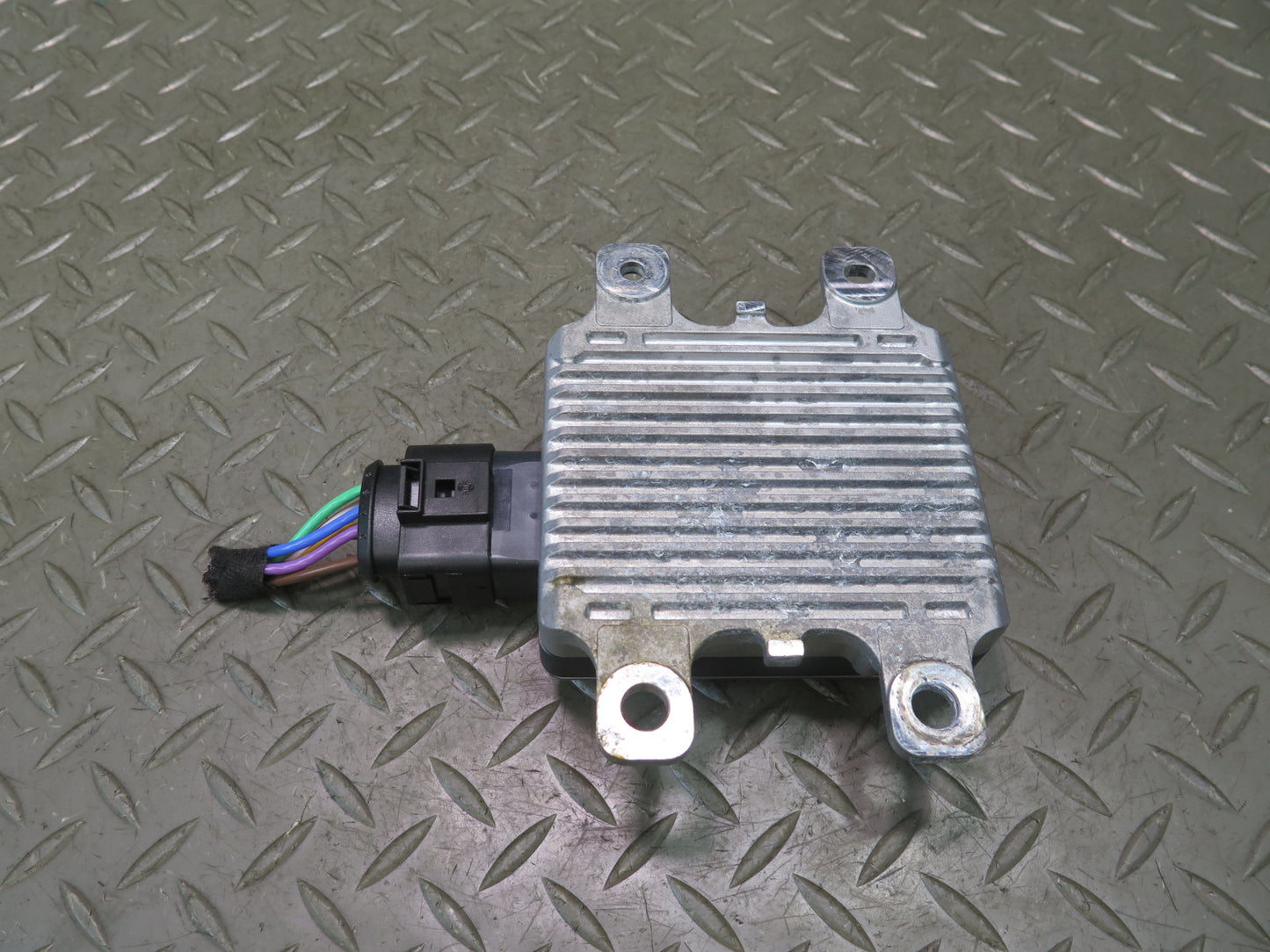 2011-2018 Porsche Cayenne 958 Hydraulic Oil Pump Control Module 7P0927601