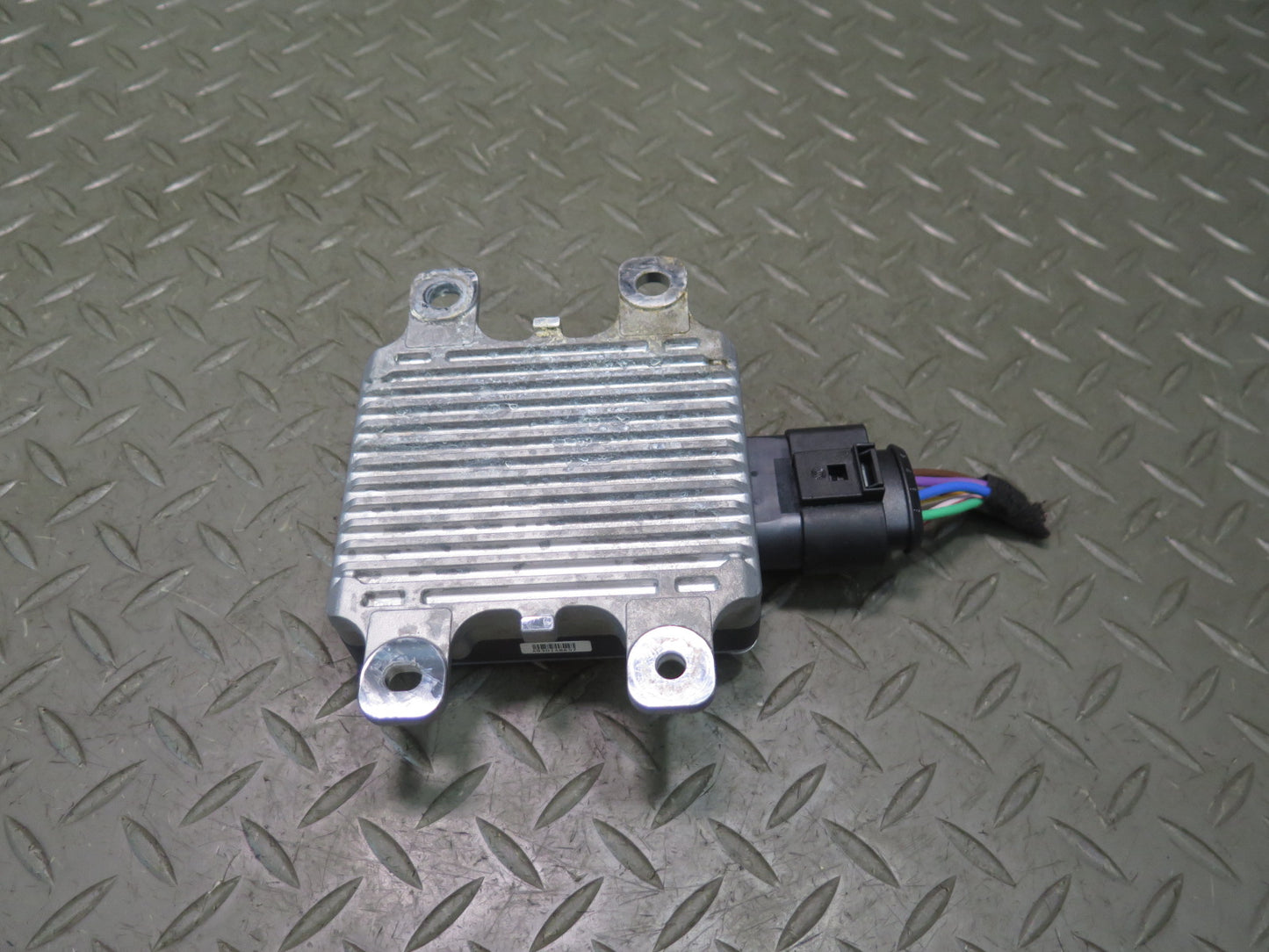 2011-2018 Porsche Cayenne 958 Hydraulic Oil Pump Control Module 7P0927601