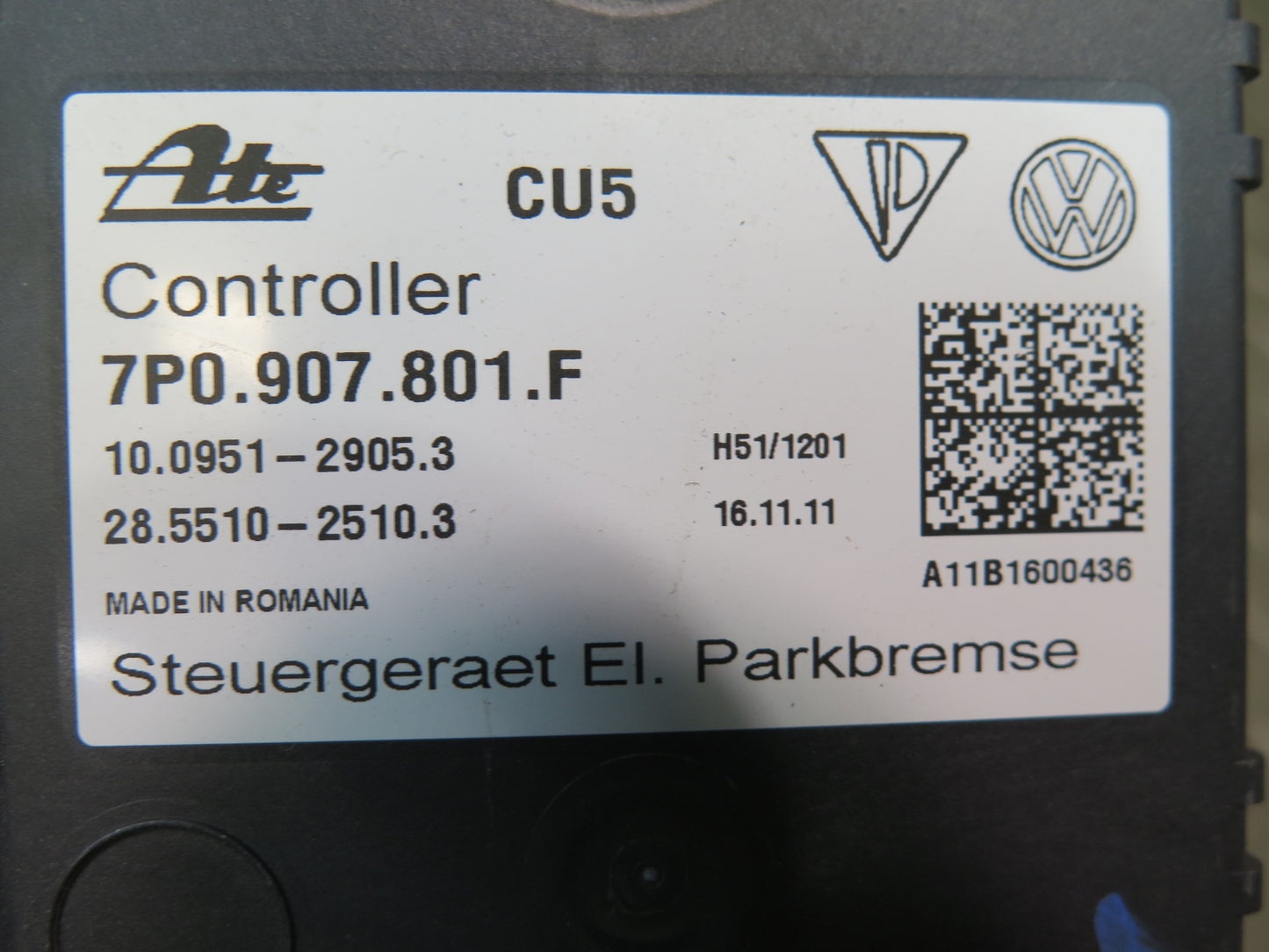 2011-2018 Porsche Cayenne 958 Electric Parking Brake Computer Control Module