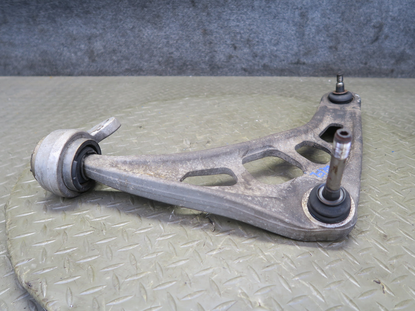 03-08 BMW E85 E86 Z4 Front Left Suspension Lower Control Arm OEM