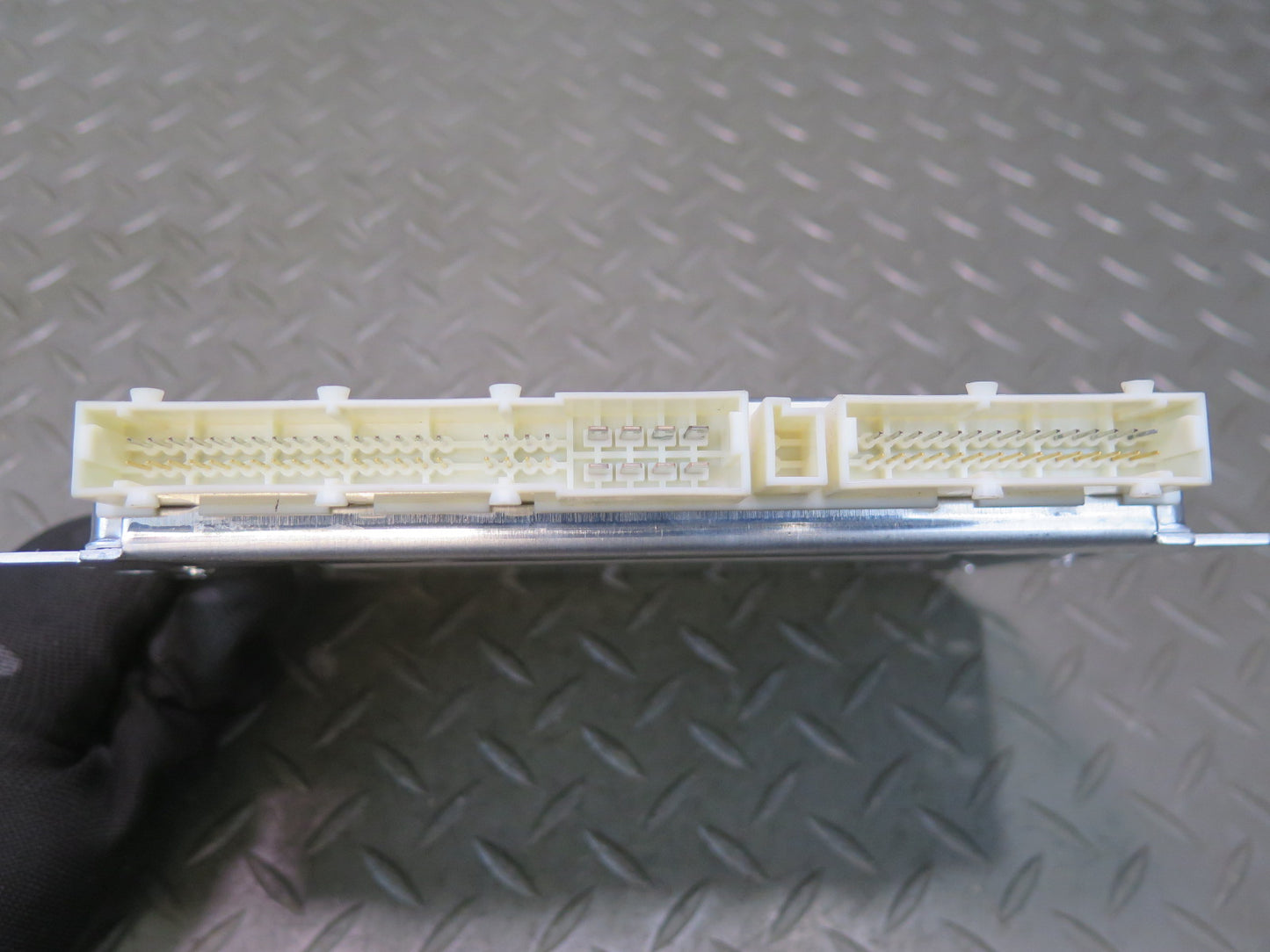 2011-2014 Porsche Cayenne 958 Air Suspension Control Module Unit 7P0907553K
