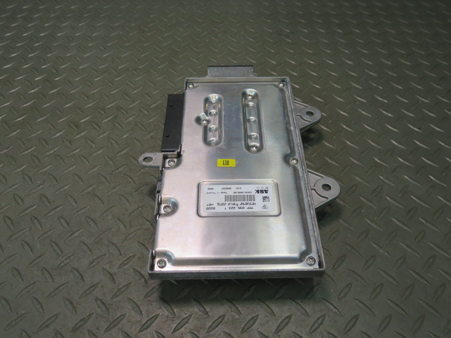 2012 Porsche Cayenne 958 Burmester Audio System Amplifier AMP 7PP035223T