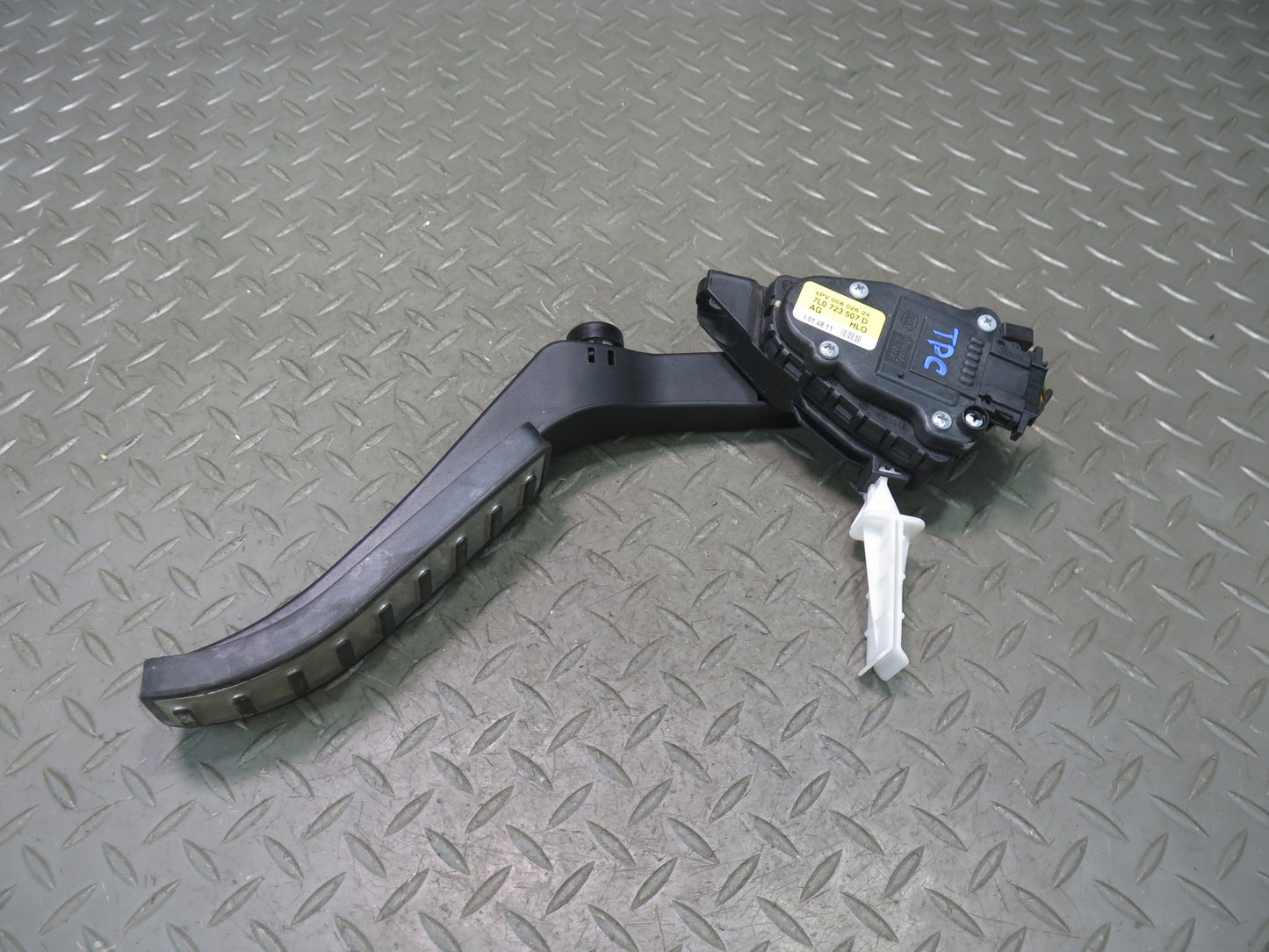 2011-2018 Porsche Cayenne 958 Gas Acceleration Pedal Sensor 7L0723507D