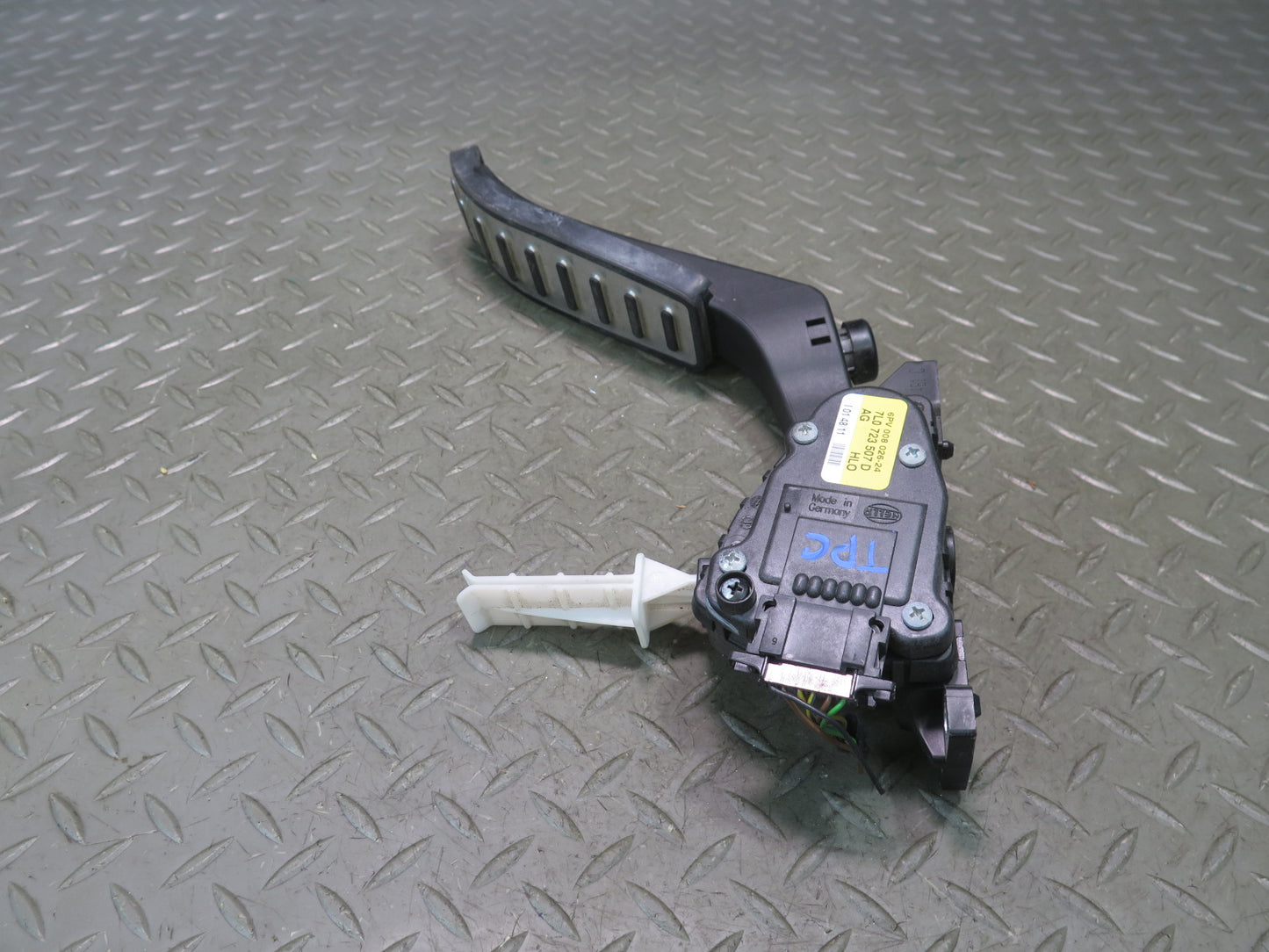 2011-2018 Porsche Cayenne 958 Gas Acceleration Pedal Sensor 7L0723507D