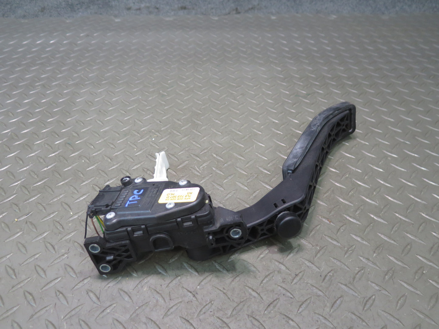 2011-2018 Porsche Cayenne 958 Gas Acceleration Pedal Sensor 7L0723507D
