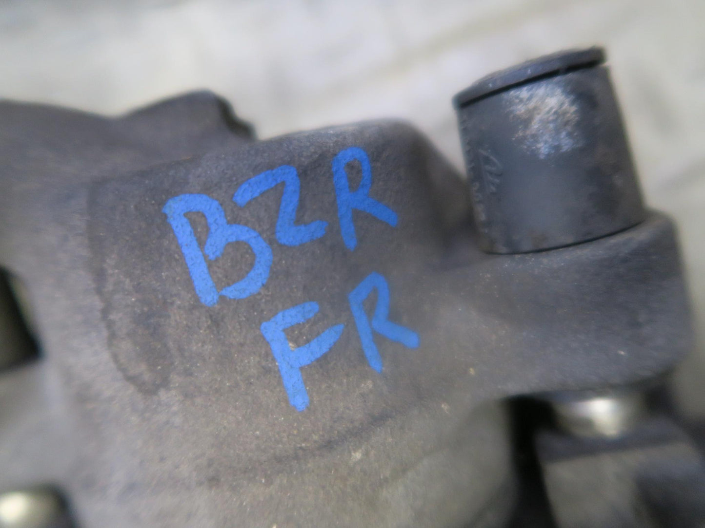 03-05 BMW E85 Z4 RWD Set of 2 Front Left & Right Brake Caliper 110K Miles OEM