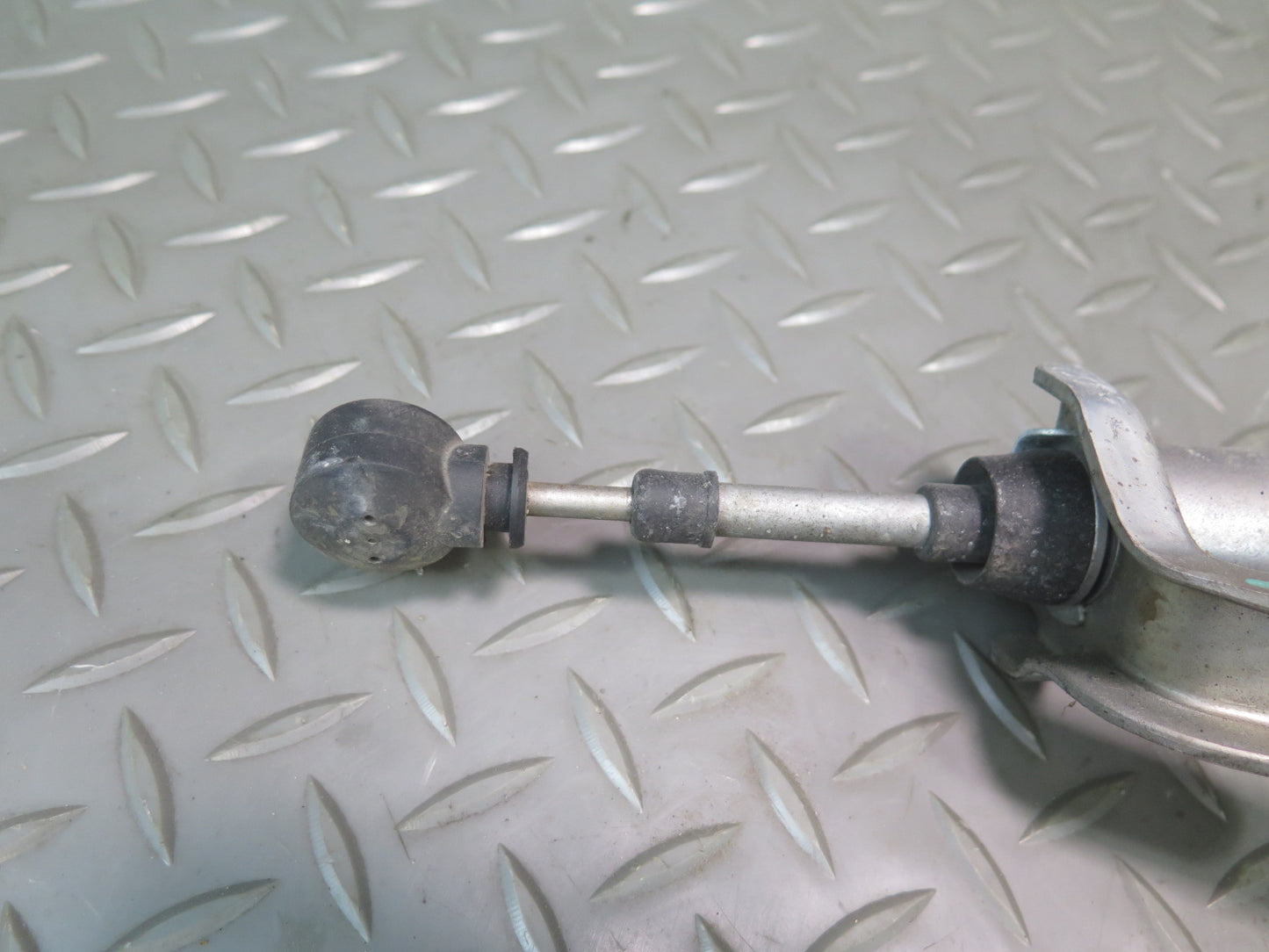 2011-2018 Porsche Cayenne 958 Automatic Transmission Floor Gear Shifter w Cable