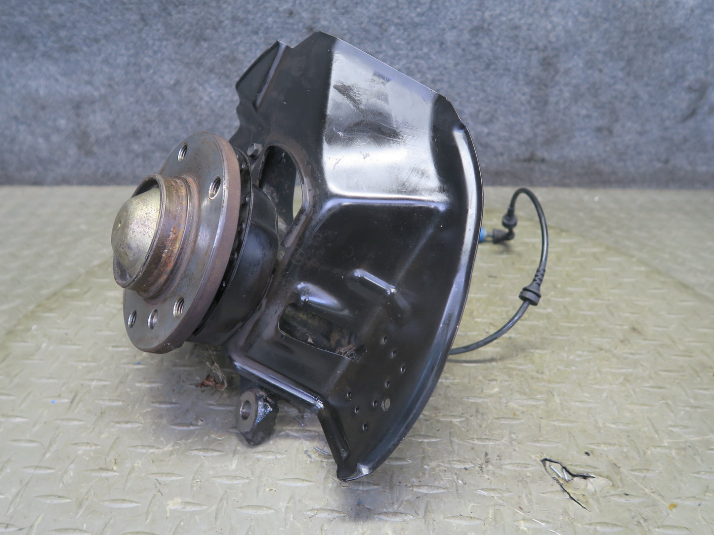 03-08 BMW E85 Z4 RWD Front Left Spindle Knuckle Wheel Hub Bearing 110K Miles OEM