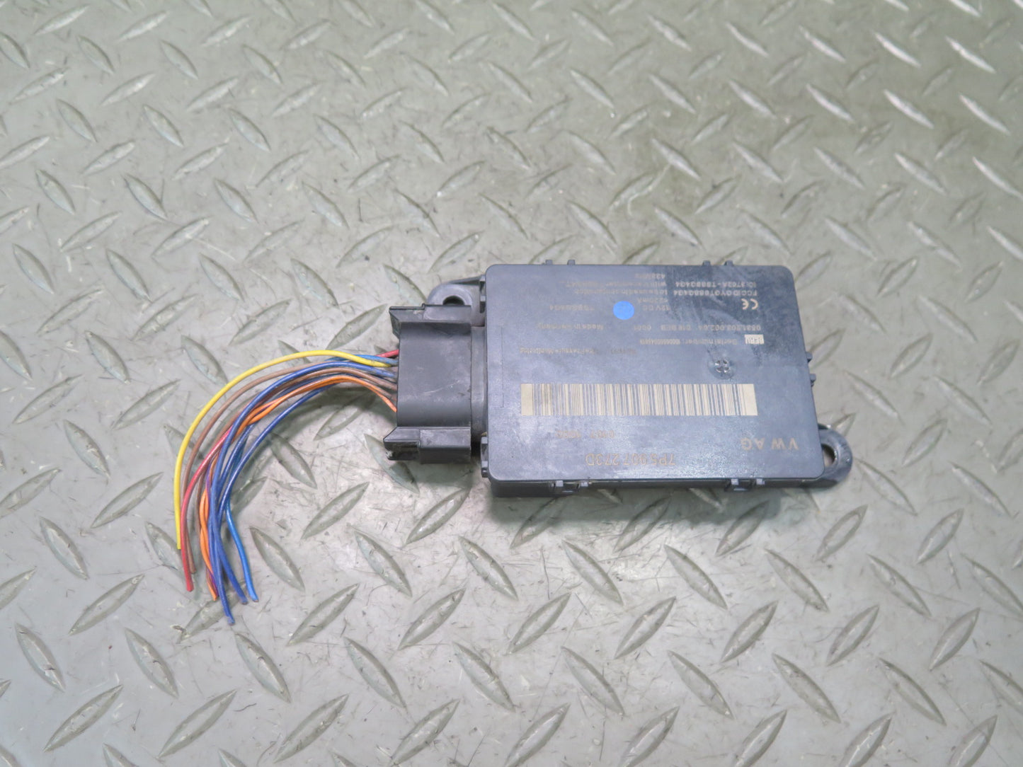 2011-2014 Porsche Cayenne 958 TPMS Tire Pressure Monitor Control Module