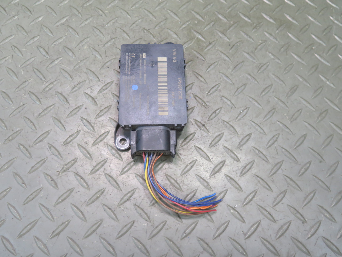 2011-2014 Porsche Cayenne 958 TPMS Tire Pressure Monitor Control Module