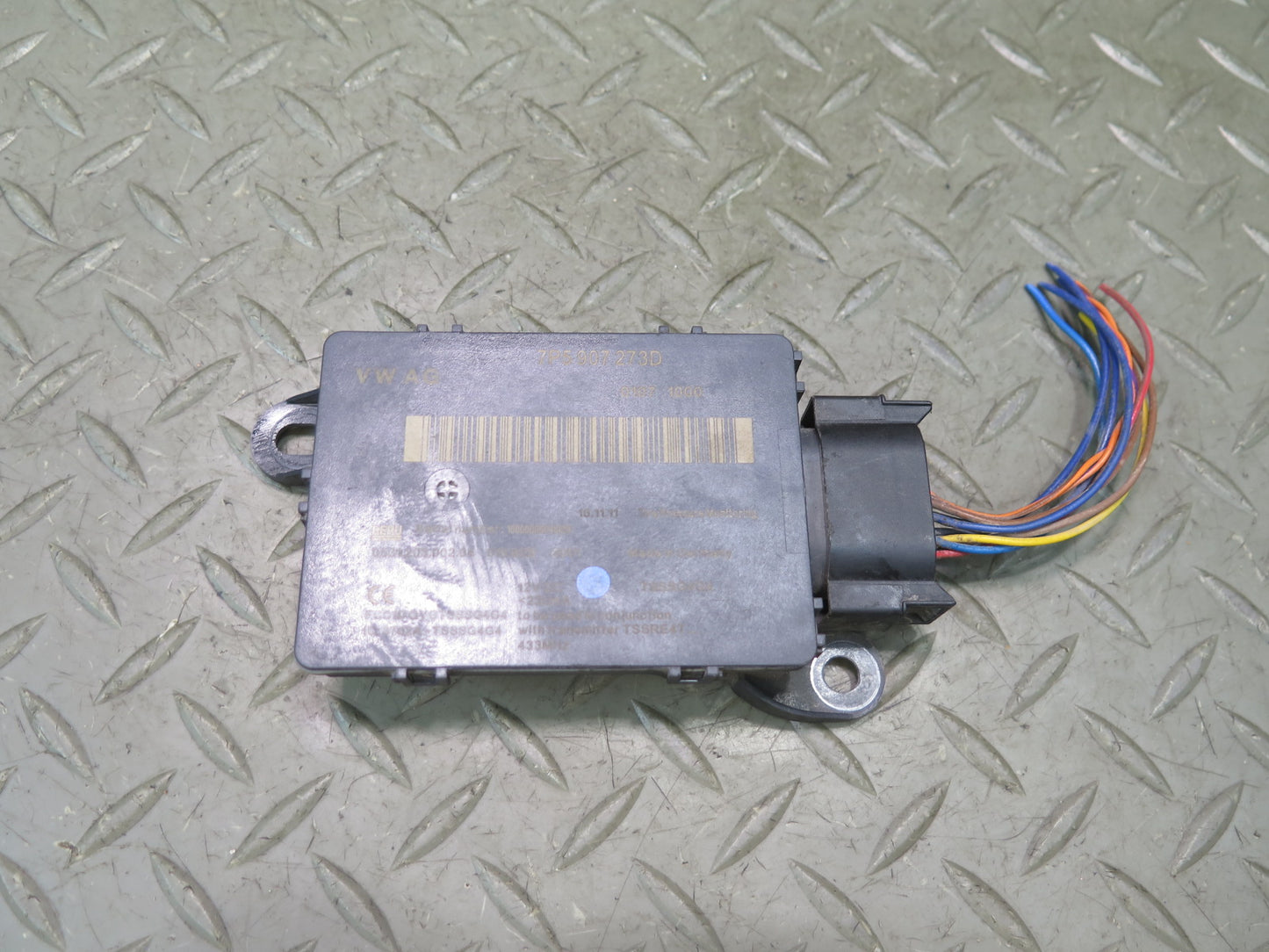 2011-2014 Porsche Cayenne 958 TPMS Tire Pressure Monitor Control Module