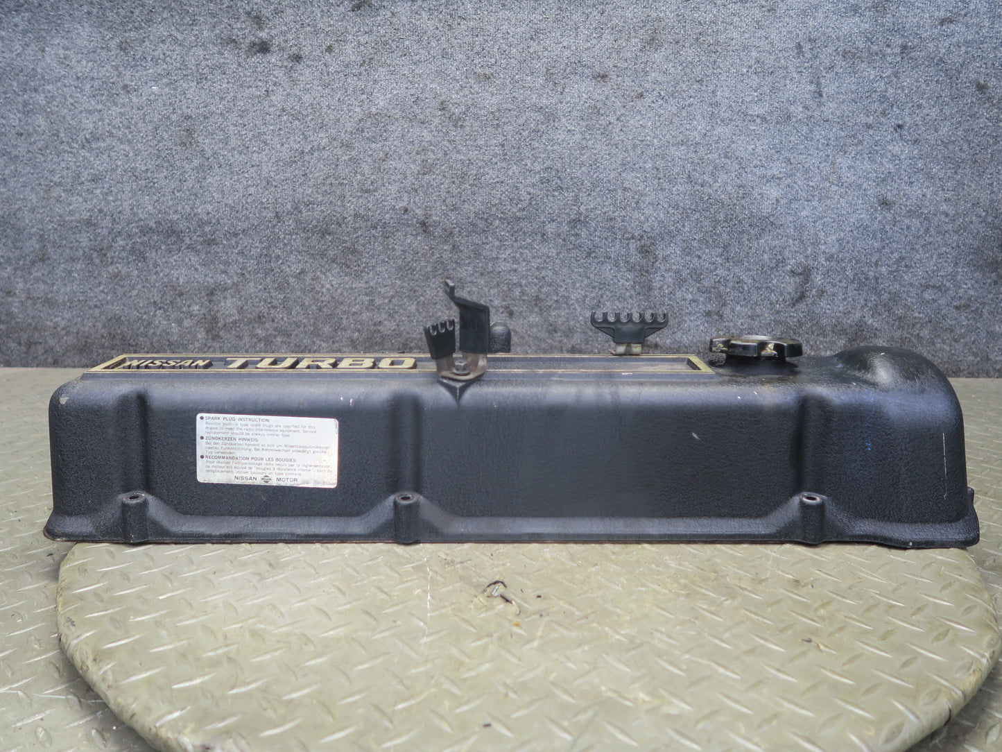82-83 Datsun Nissan 280ZX S130 Turbo Valve Cover w Cap 80K Miles OEM