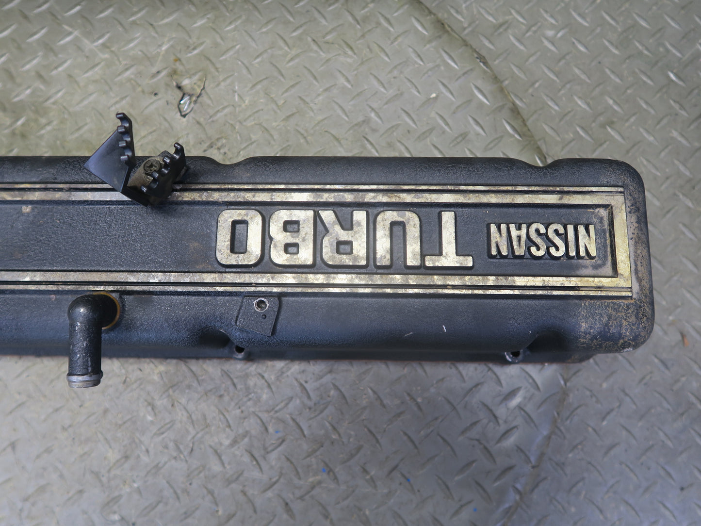 82-83 Datsun Nissan 280ZX S130 Turbo Valve Cover w Cap 80K Miles OEM