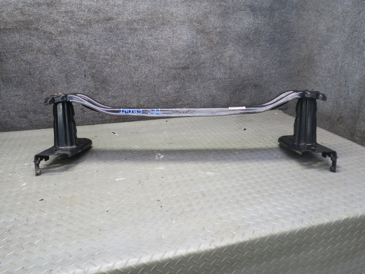2011-2018 Porsche Cayenne 958 Front Bumper Impact Reinforcement Bar 7P0807109C