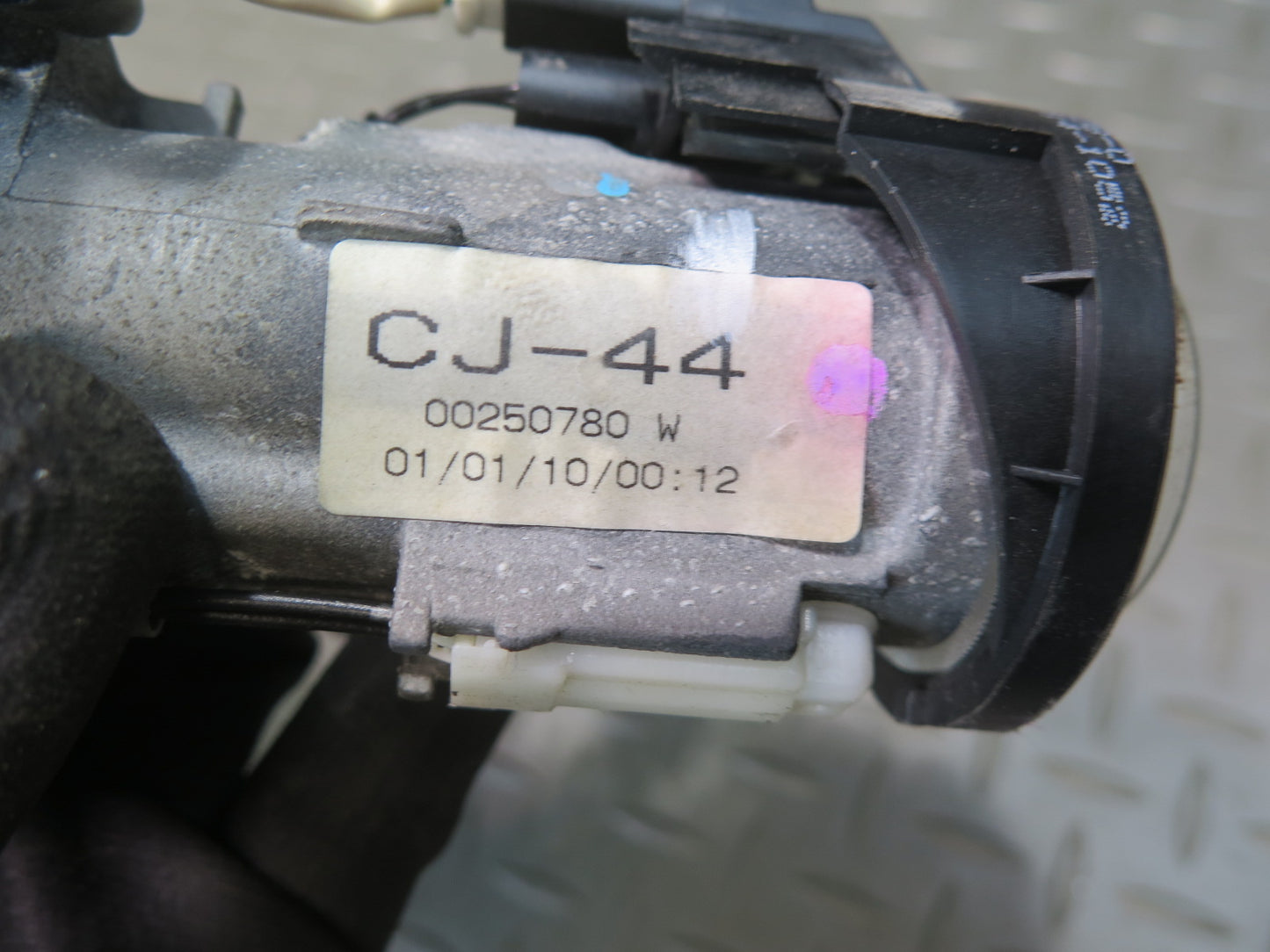 00-01 Lexus LX470 ECU Theft Module Computer Door Lock Ignition Cylinder KEY Set