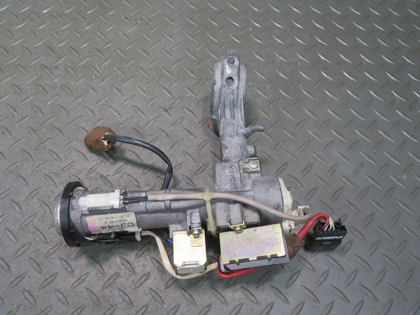 00-01 Lexus LX470 ECU Theft Module Computer Door Lock Ignition Cylinder KEY Set