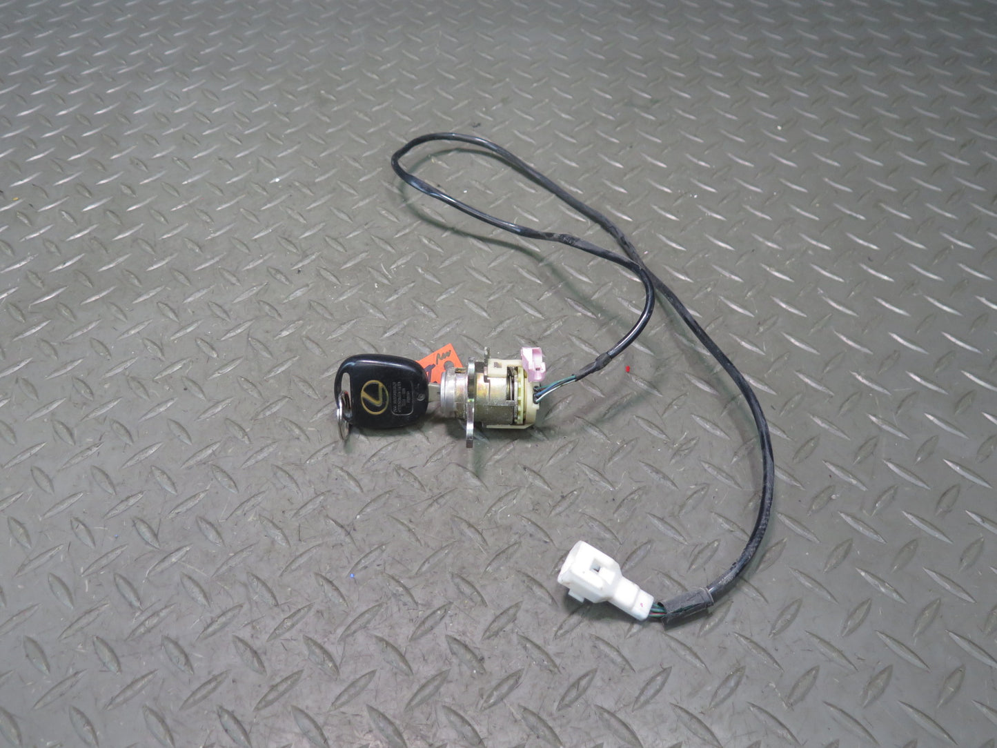 00-01 Lexus LX470 ECU Theft Module Computer Door Lock Ignition Cylinder KEY Set