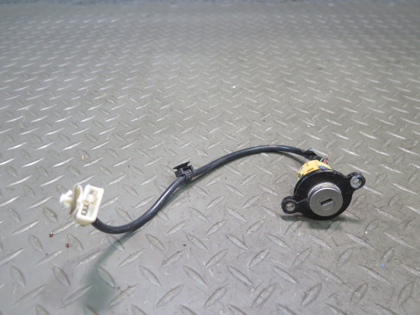 00-01 Lexus LX470 ECU Theft Module Computer Door Lock Ignition Cylinder KEY Set