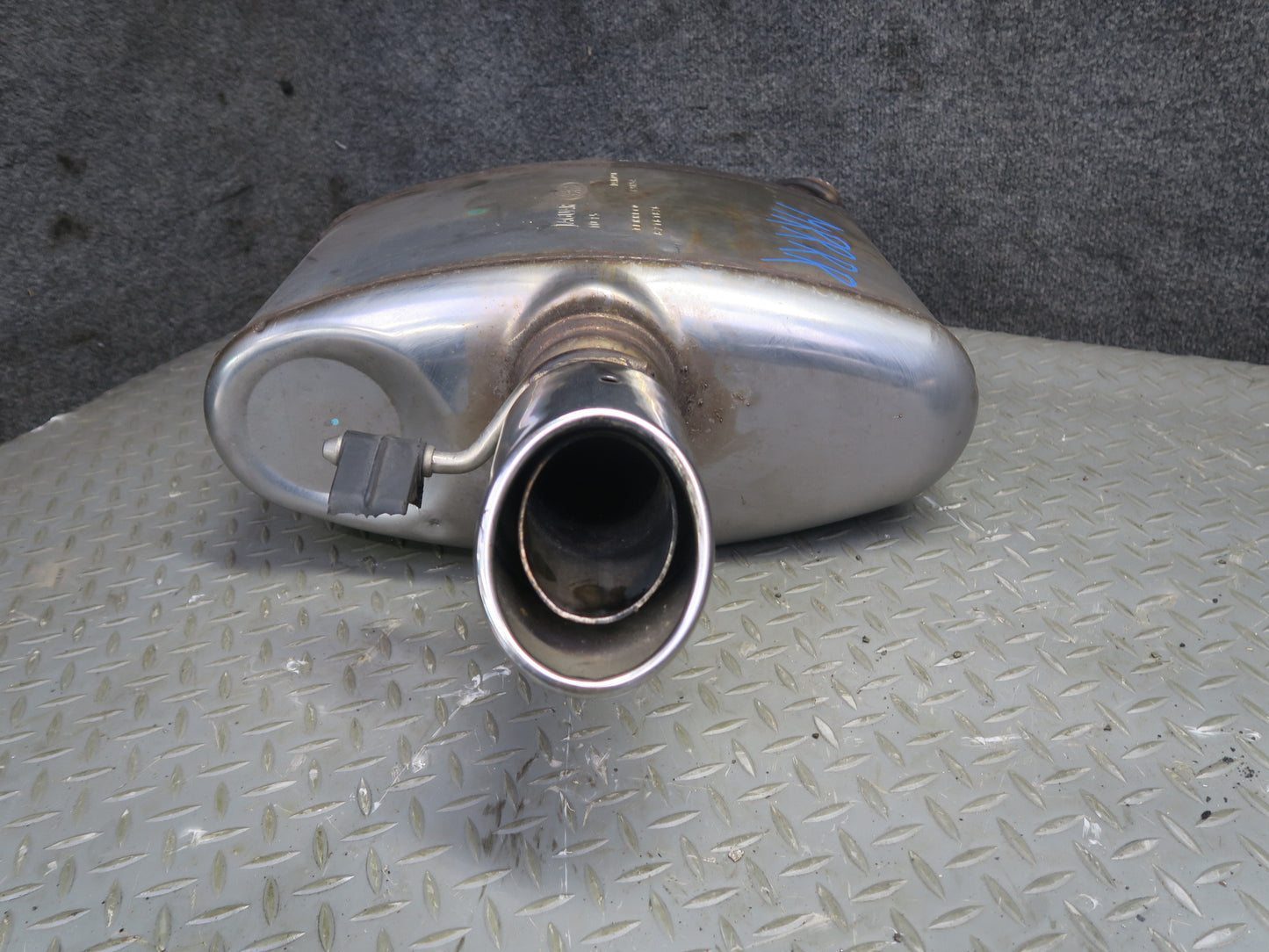 2014-2017 Range Rover Sport L494 3.0L Rear Right Exhaust Muffler w Tip 45K Miles