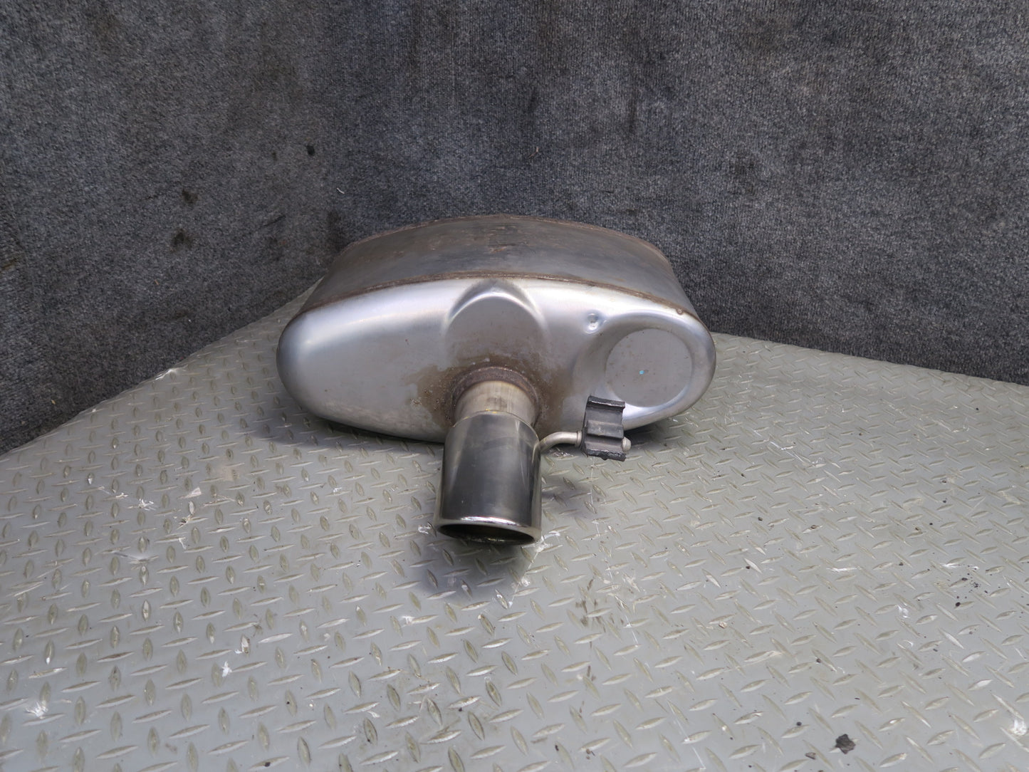 2014-2017 Range Rover Sport L494 3.0L Rear Right Exhaust Muffler w Tip 45K Miles