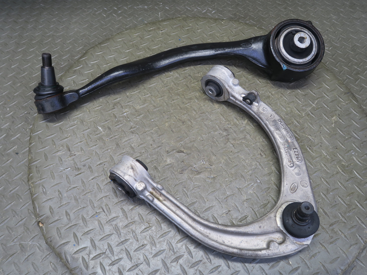 2014-2017 Range Rover Sport L494 Front Left Upper & Lower Control  Arm Set of 2