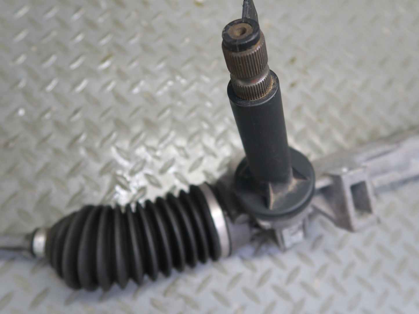 03-08 BMW E85 E86 Z4 Power Steering Rack & Pinion 110K Miles 6763200 OEM